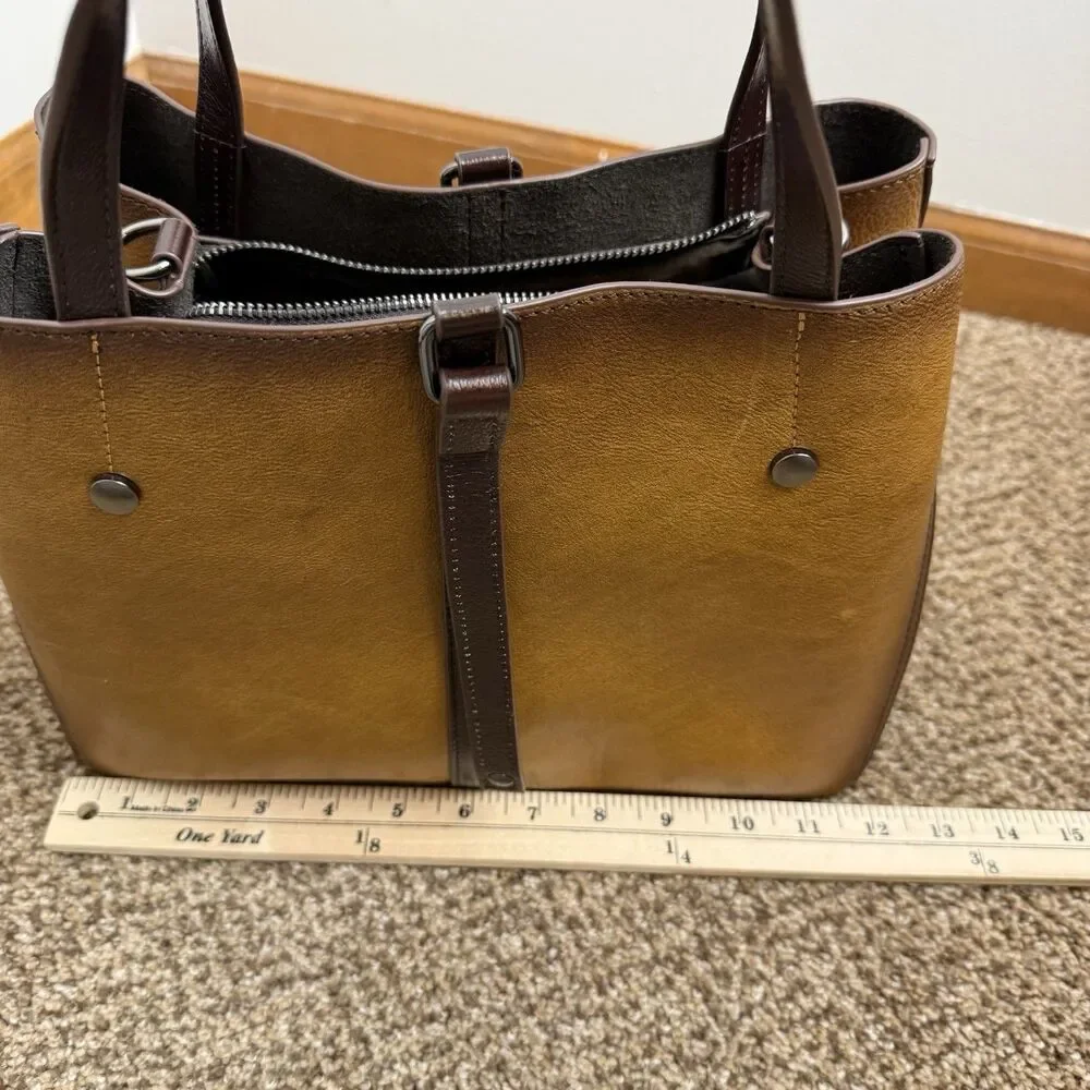unbranded purse great